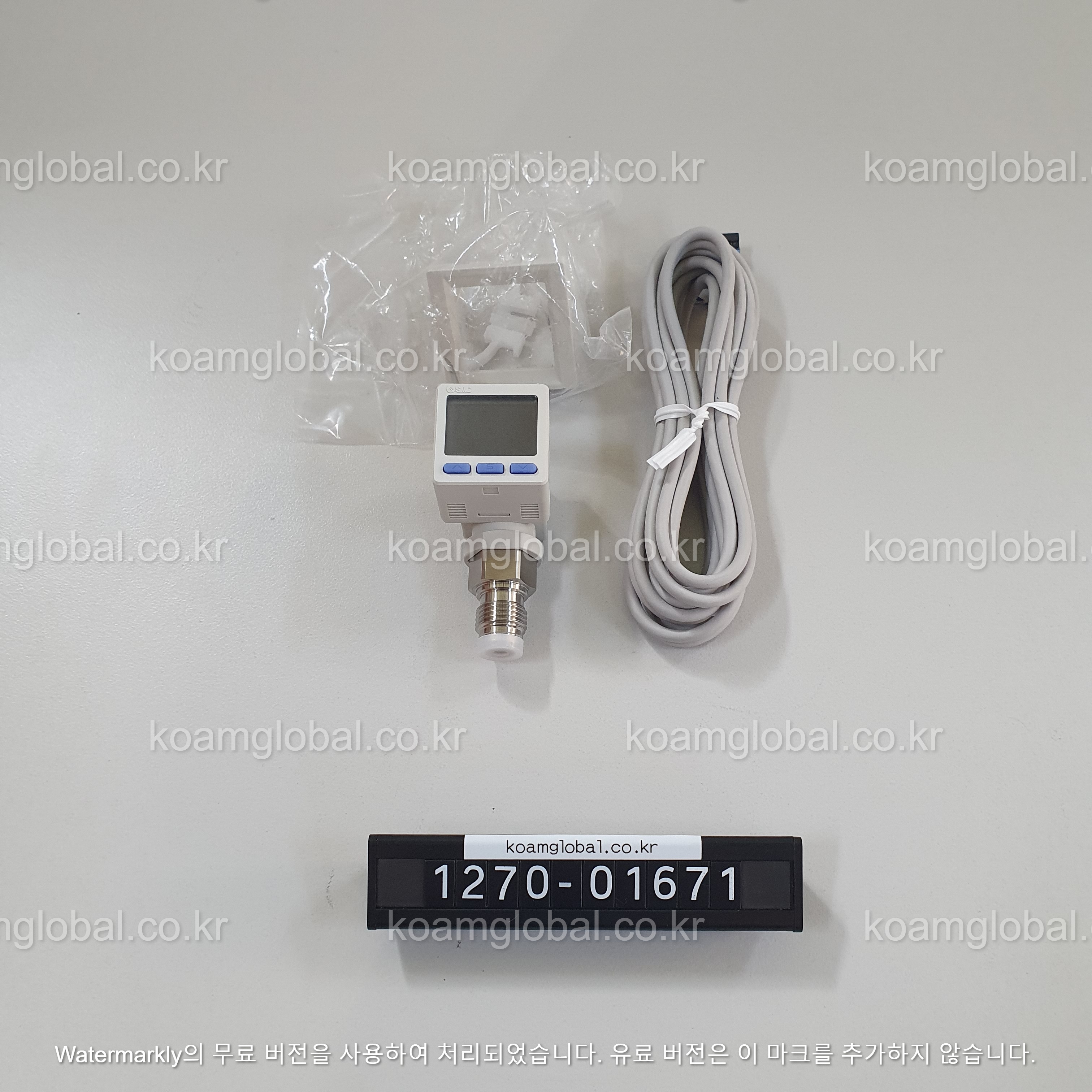 1270-01671